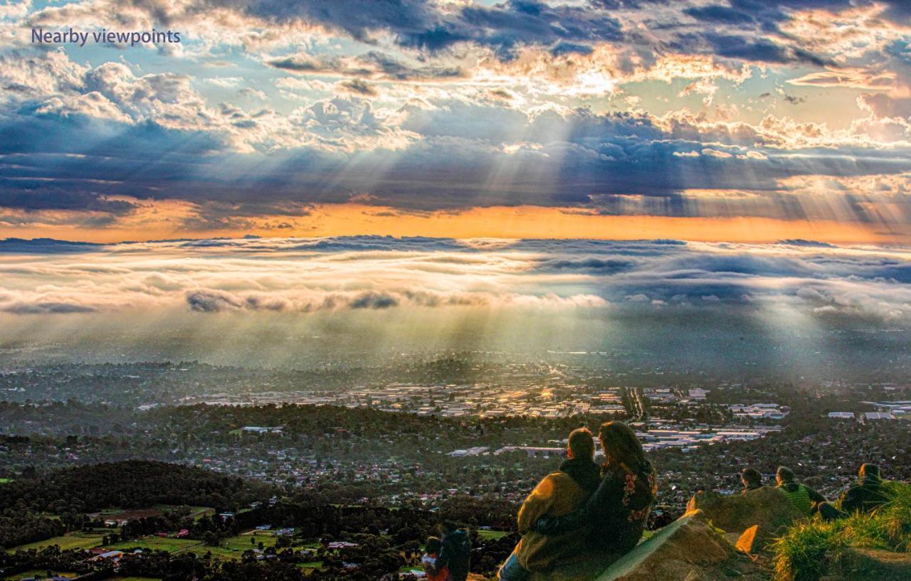 Arnica Views Summit Retreat Bed & Breakfast Mount Dandenong Ngoại thất bức ảnh