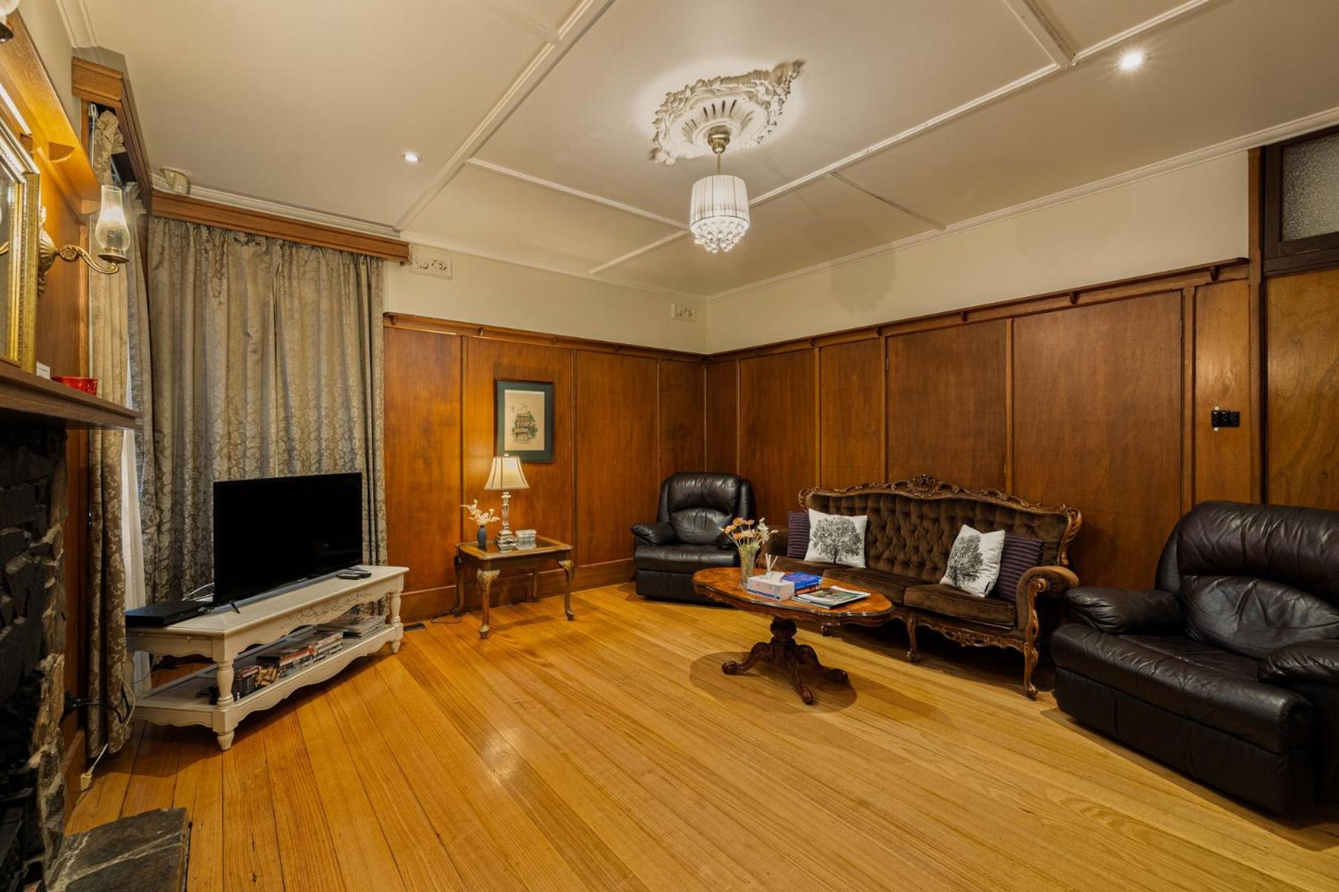 Arnica Views Summit Retreat Bed & Breakfast Mount Dandenong Ngoại thất bức ảnh