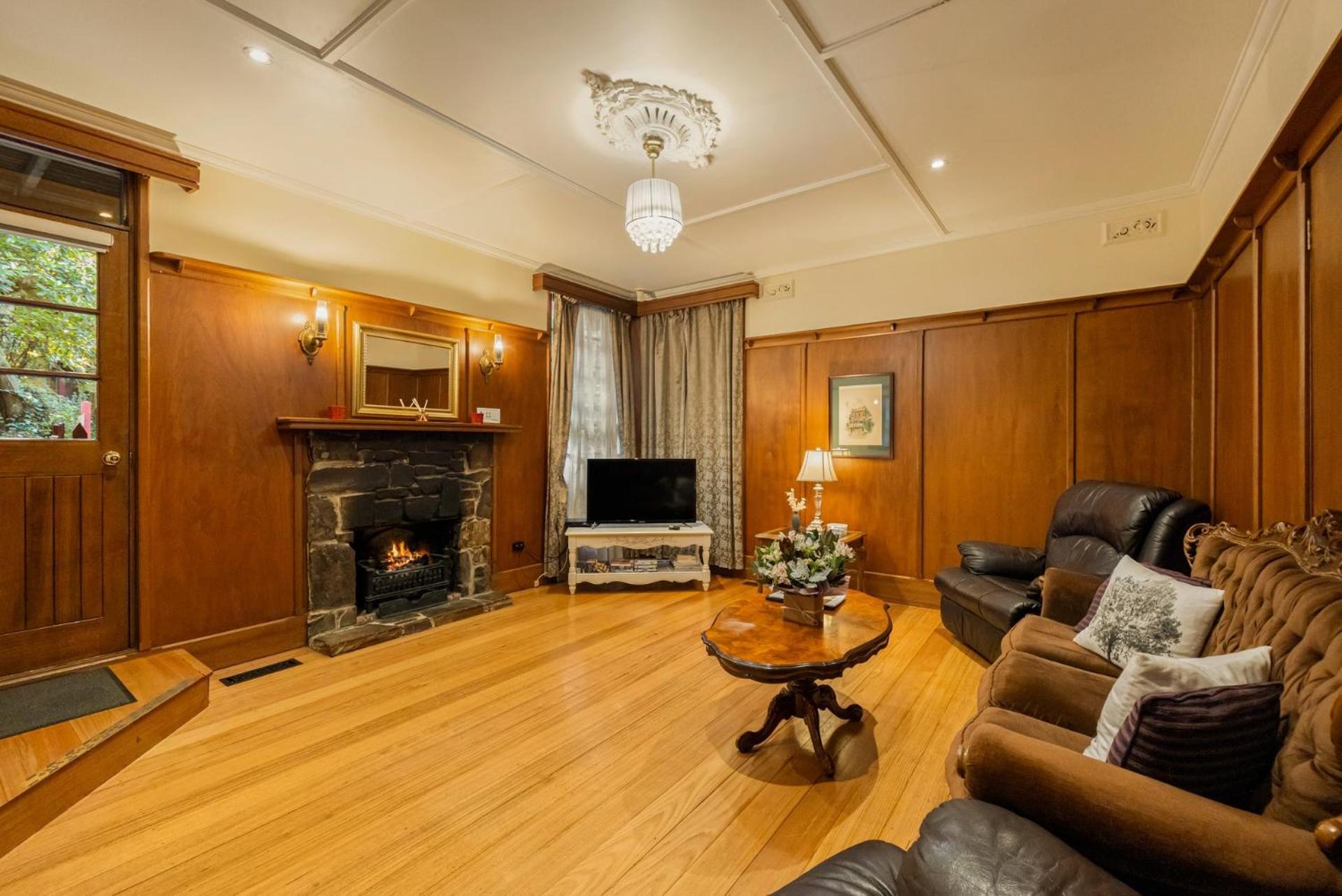 Arnica Views Summit Retreat Bed & Breakfast Mount Dandenong Ngoại thất bức ảnh