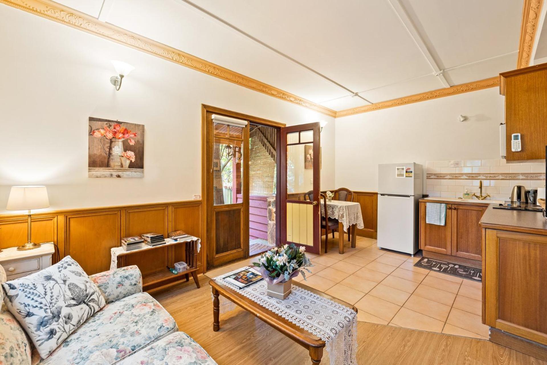 Arnica Views Summit Retreat Bed & Breakfast Mount Dandenong Ngoại thất bức ảnh