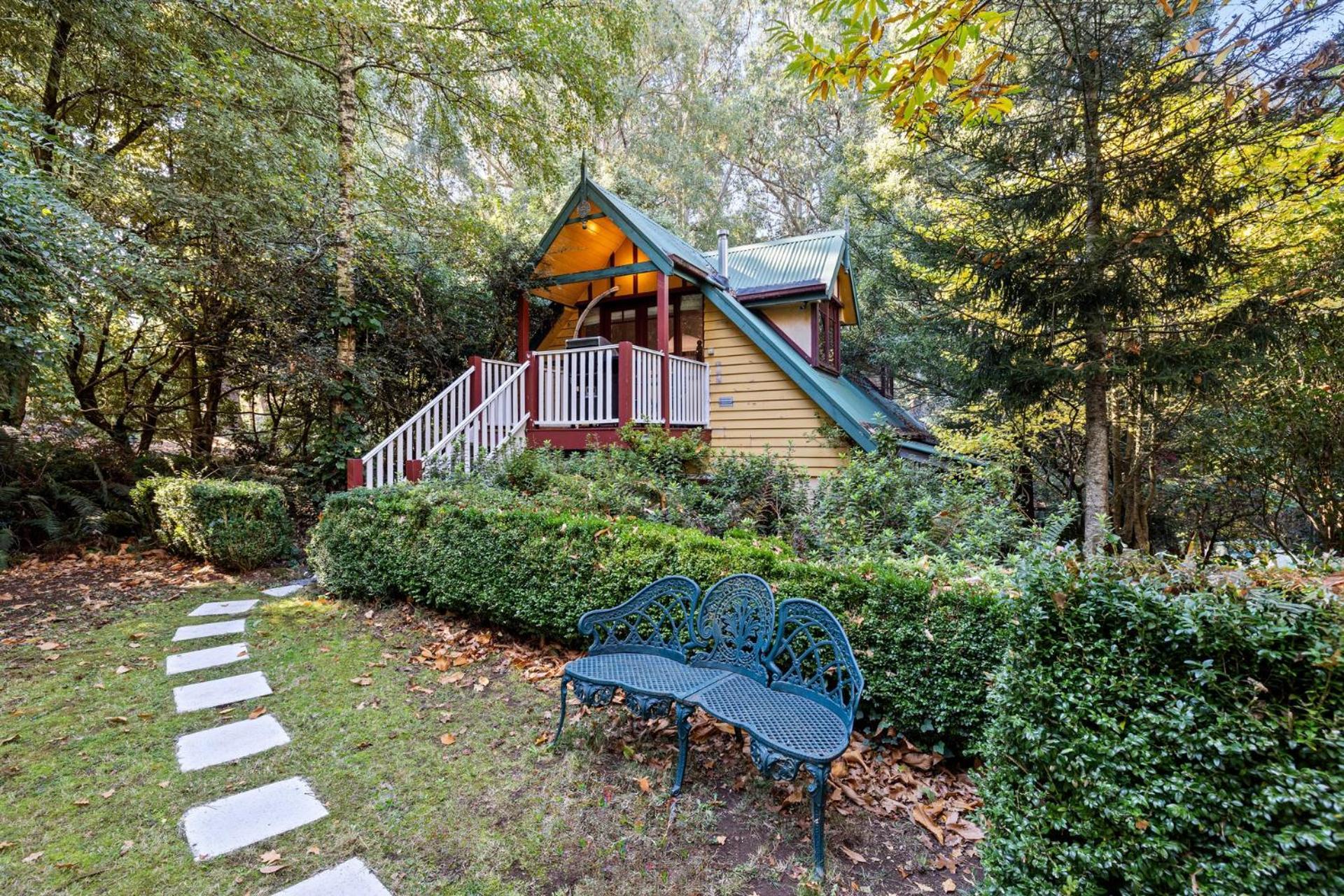 Arnica Views Summit Retreat Bed & Breakfast Mount Dandenong Ngoại thất bức ảnh